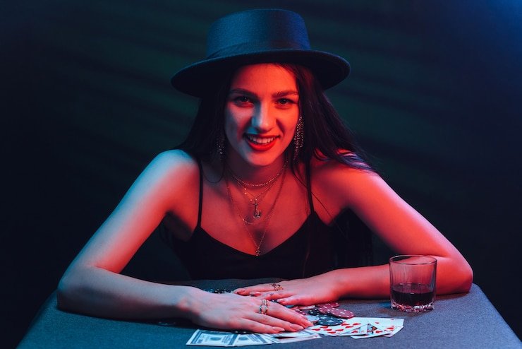 Dashboard aplikasi macau club menampilkan kategori game dan opsi pembayaran
